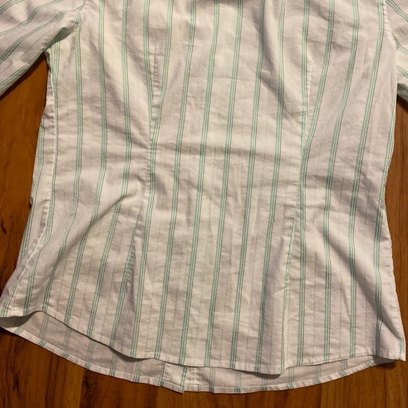 IZOD Ladies Button Up Shirt w/ Vertical Mint Green Stripes and Pleated Waist - Picture 2 of 5
